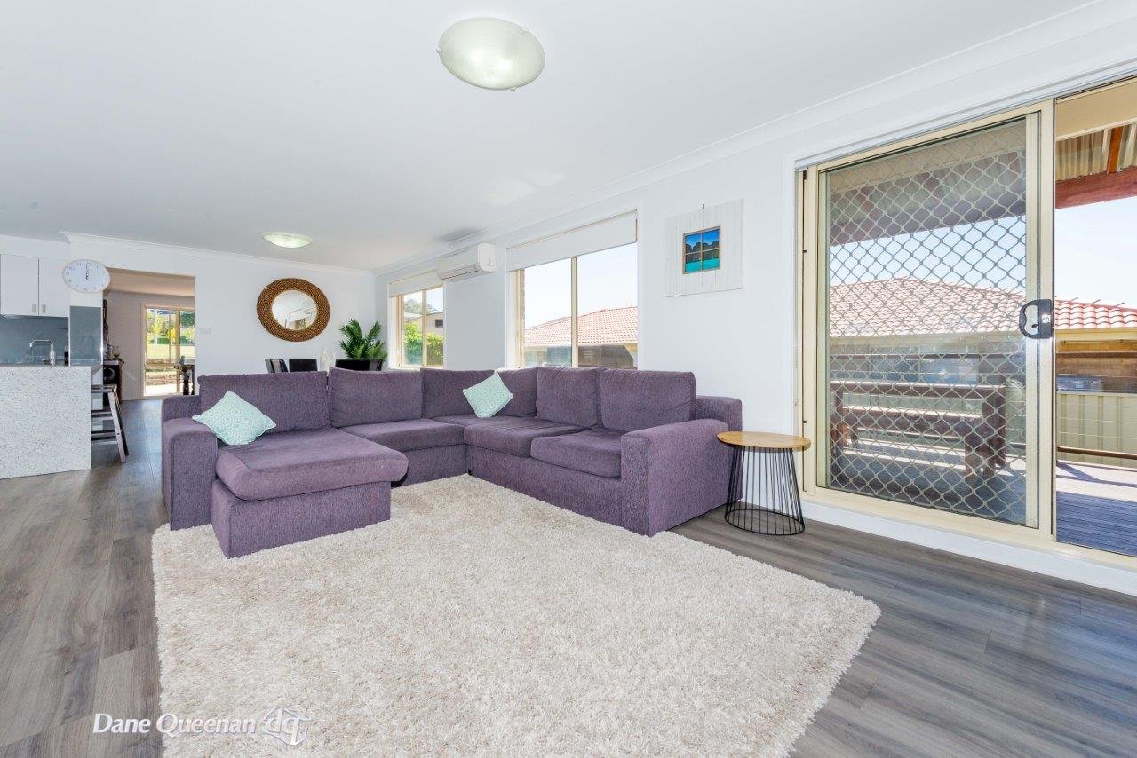 39 Bonito Street CORLETTE 18
