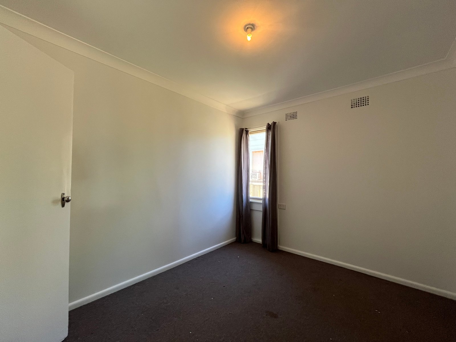 39 Bourne Street TAMWORTH 4
