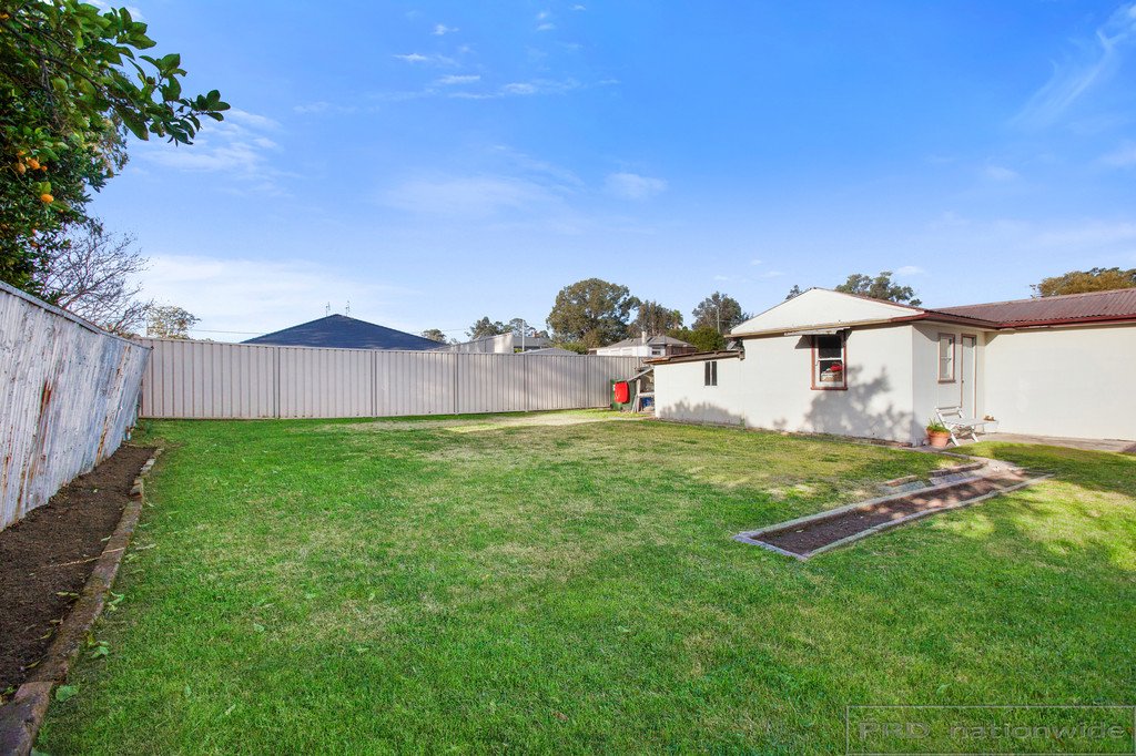 39 Branxton Street GRETA 6