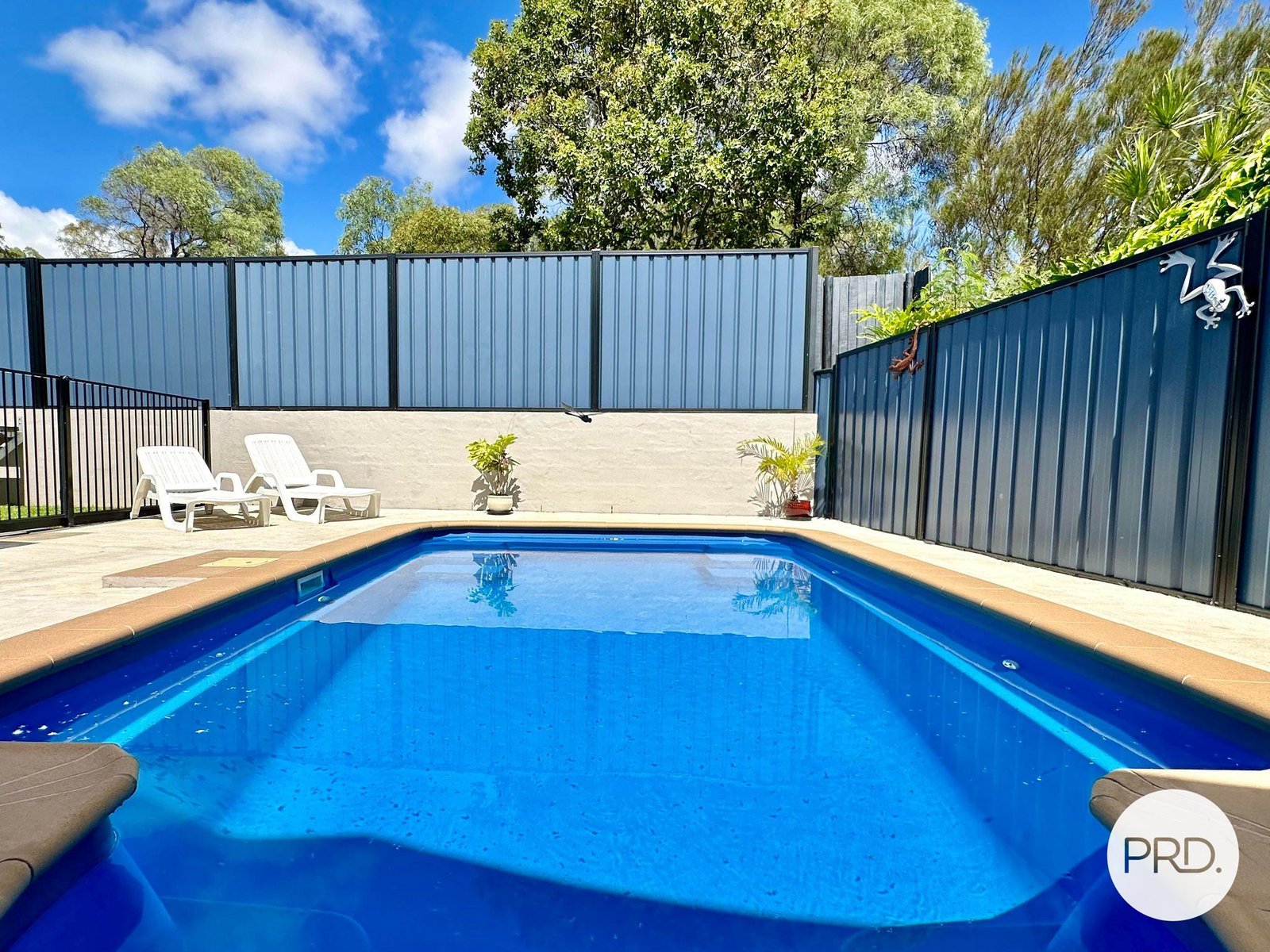 39 Centenary Drive, BOYNE ISLAND QLD 4680