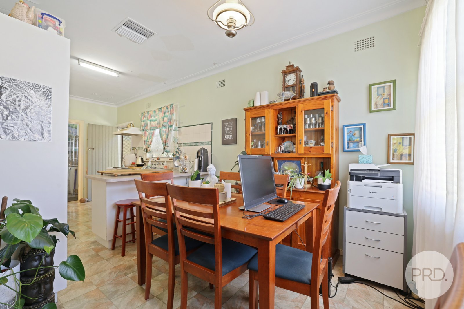 39 Churchill Street TAMWORTH 8