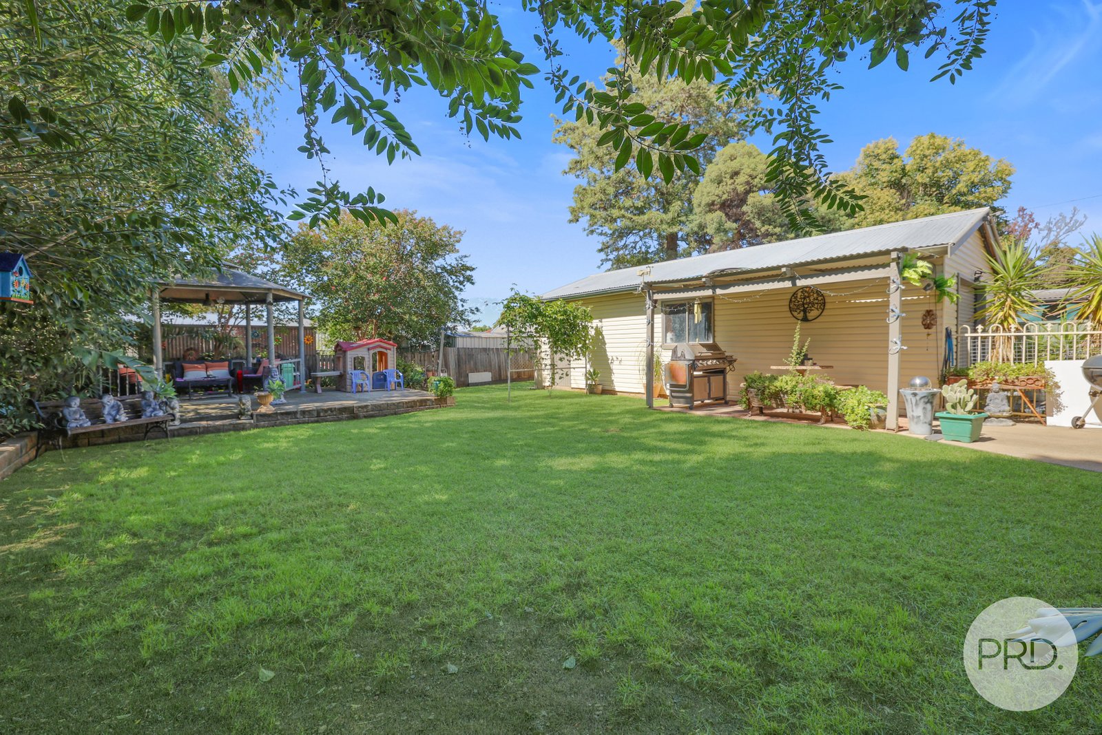 39 Churchill Street TAMWORTH 18