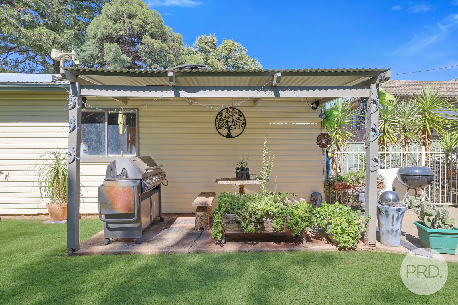 39 Churchill Street TAMWORTH 21