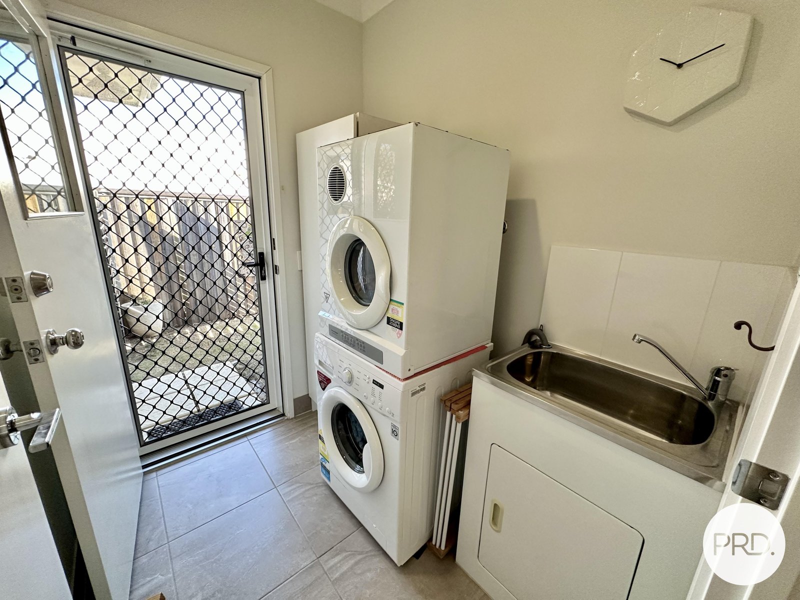 39 Clover Crescent BOYNE ISLAND 12