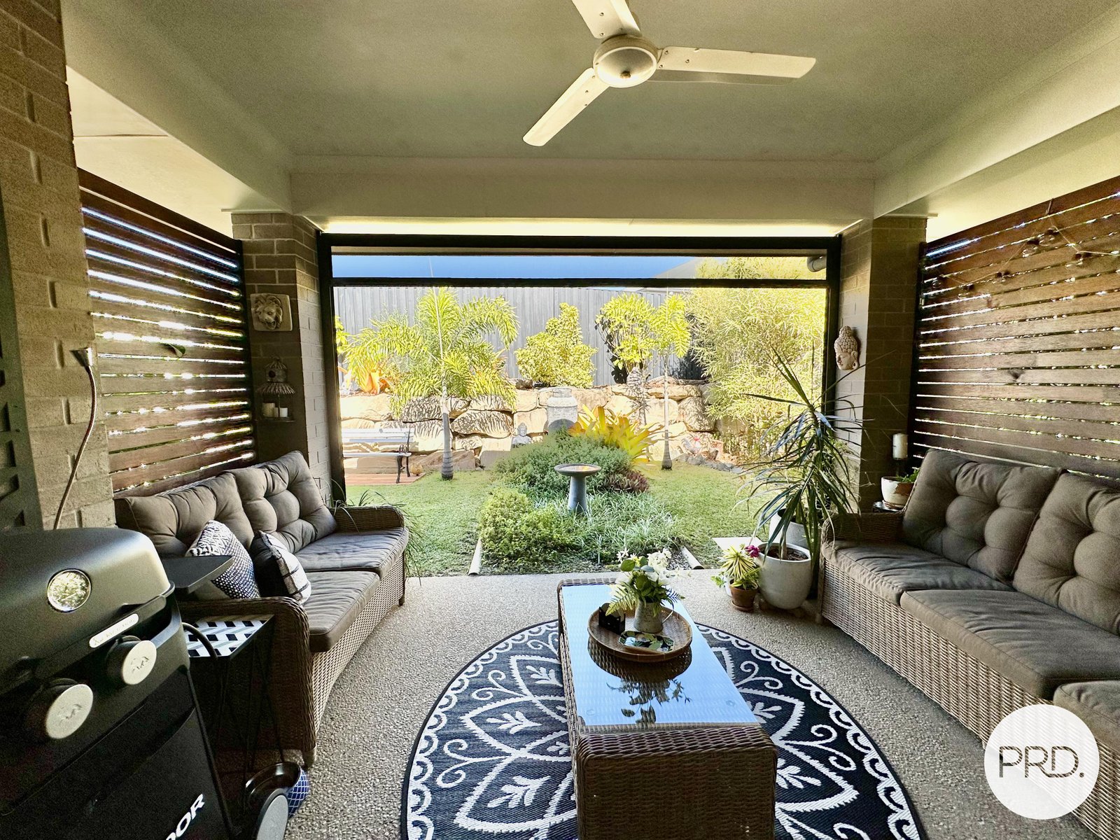 39 Clover Crescent BOYNE ISLAND 17