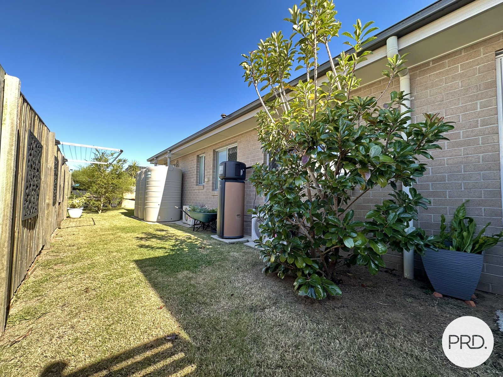 39 Clover Crescent BOYNE ISLAND 32