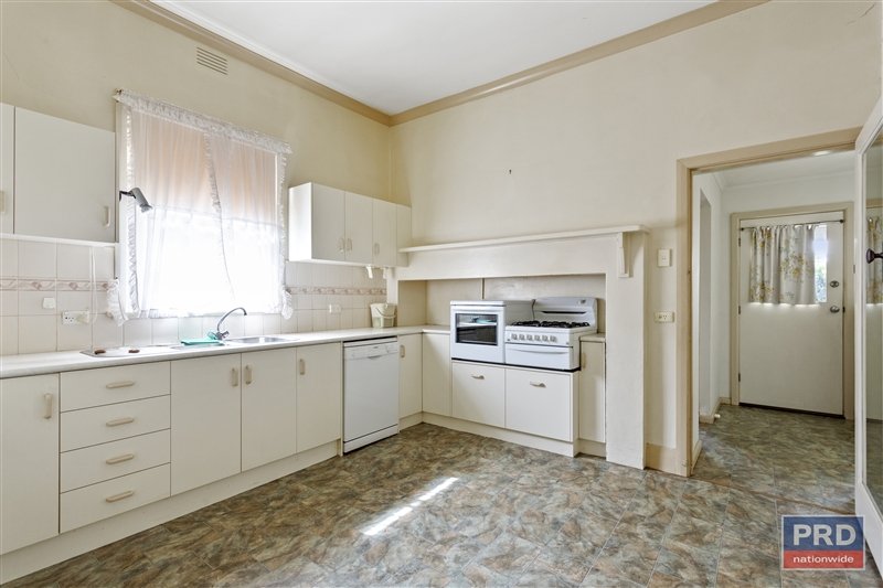 39 Condon Street KENNINGTON 3