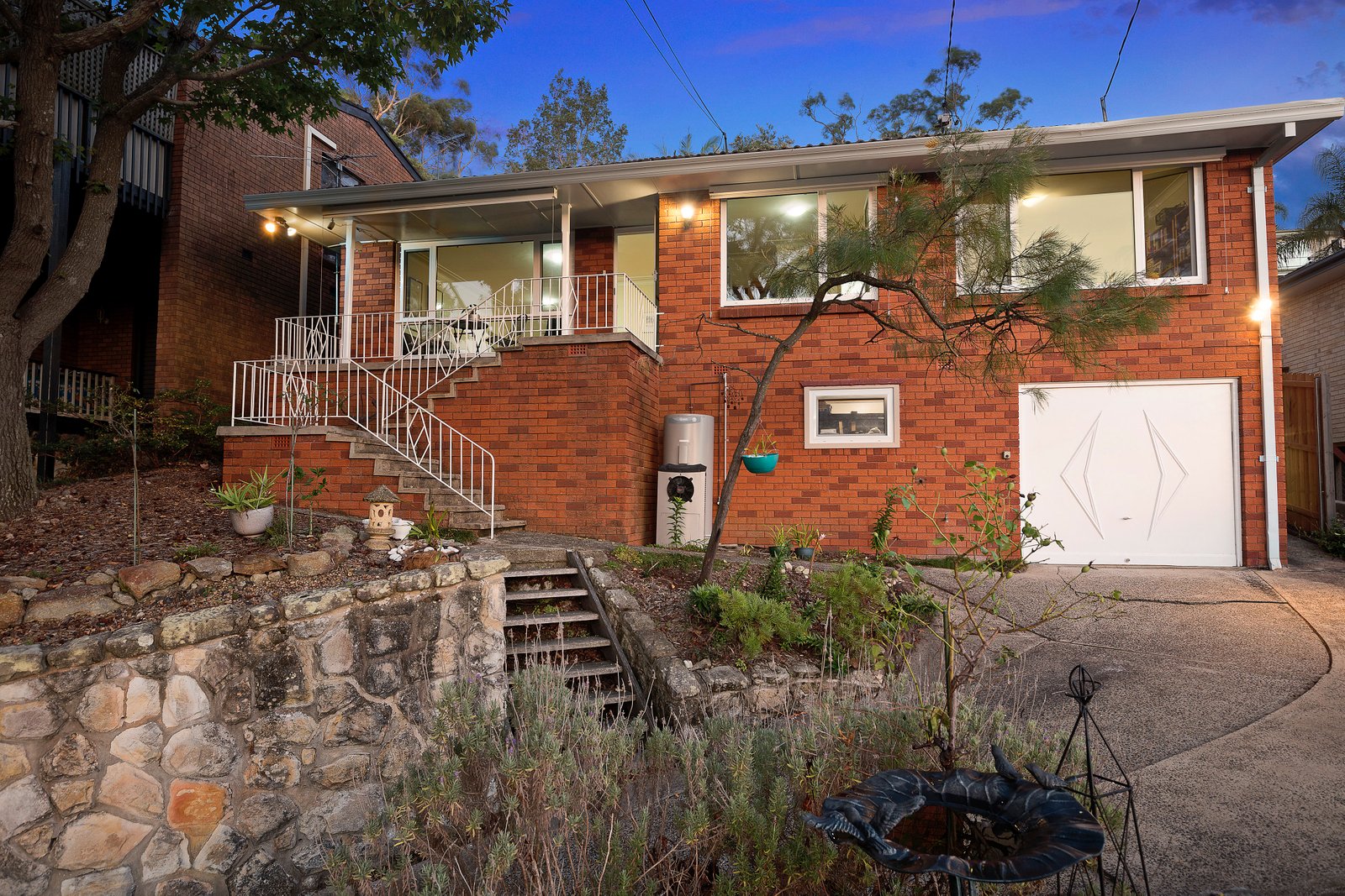 39 Coniston Street, Wheeler Heights NSW 2097