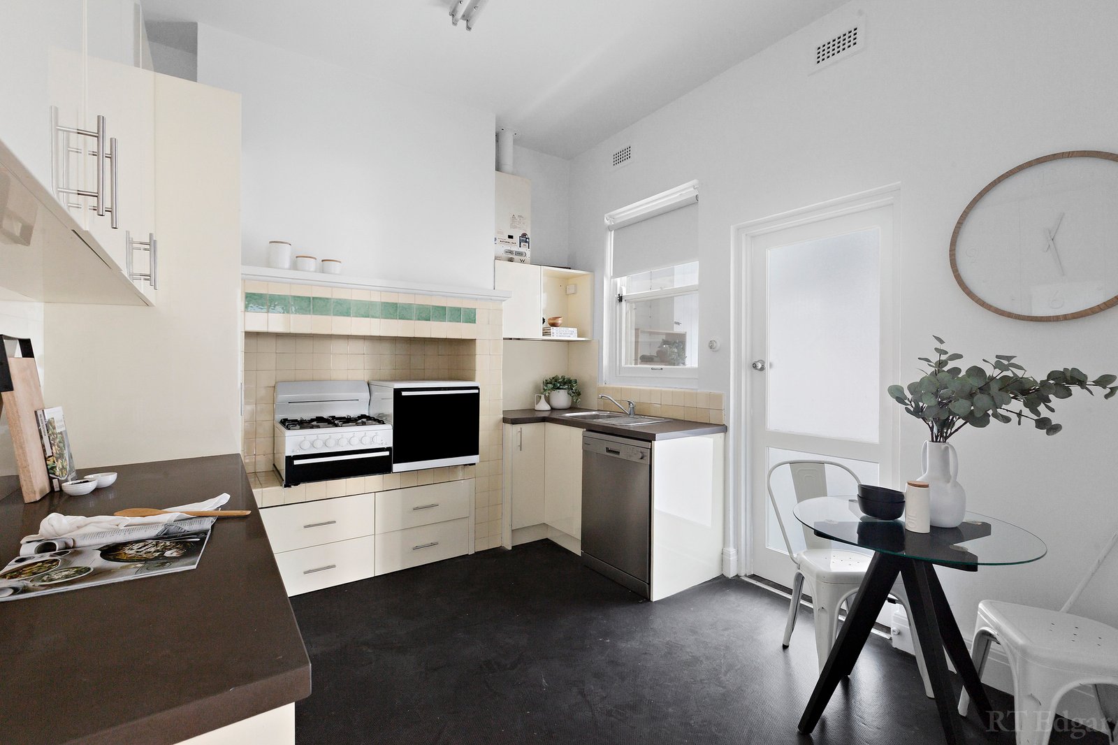 Real Estate and Property in 3/9 Coppin Grove, Hawthorn, VIC