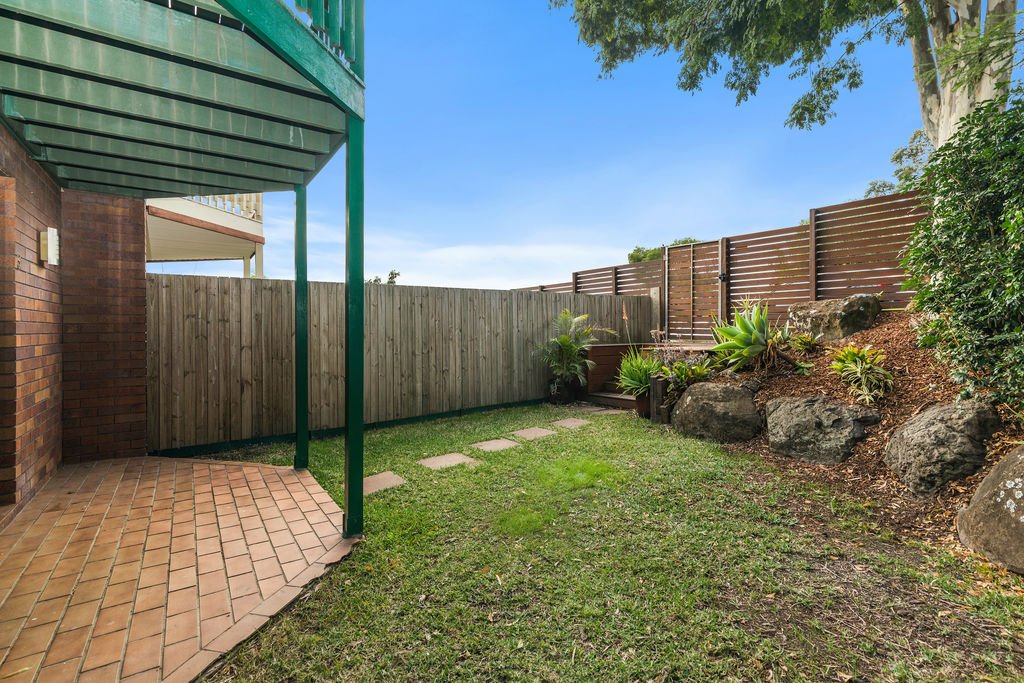 3/9 Daisy Street ELANORA 1
