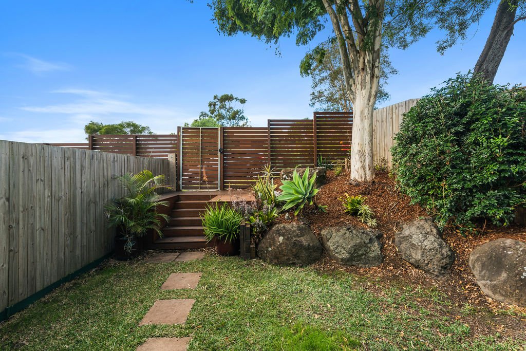 3/9 Daisy Street ELANORA 2