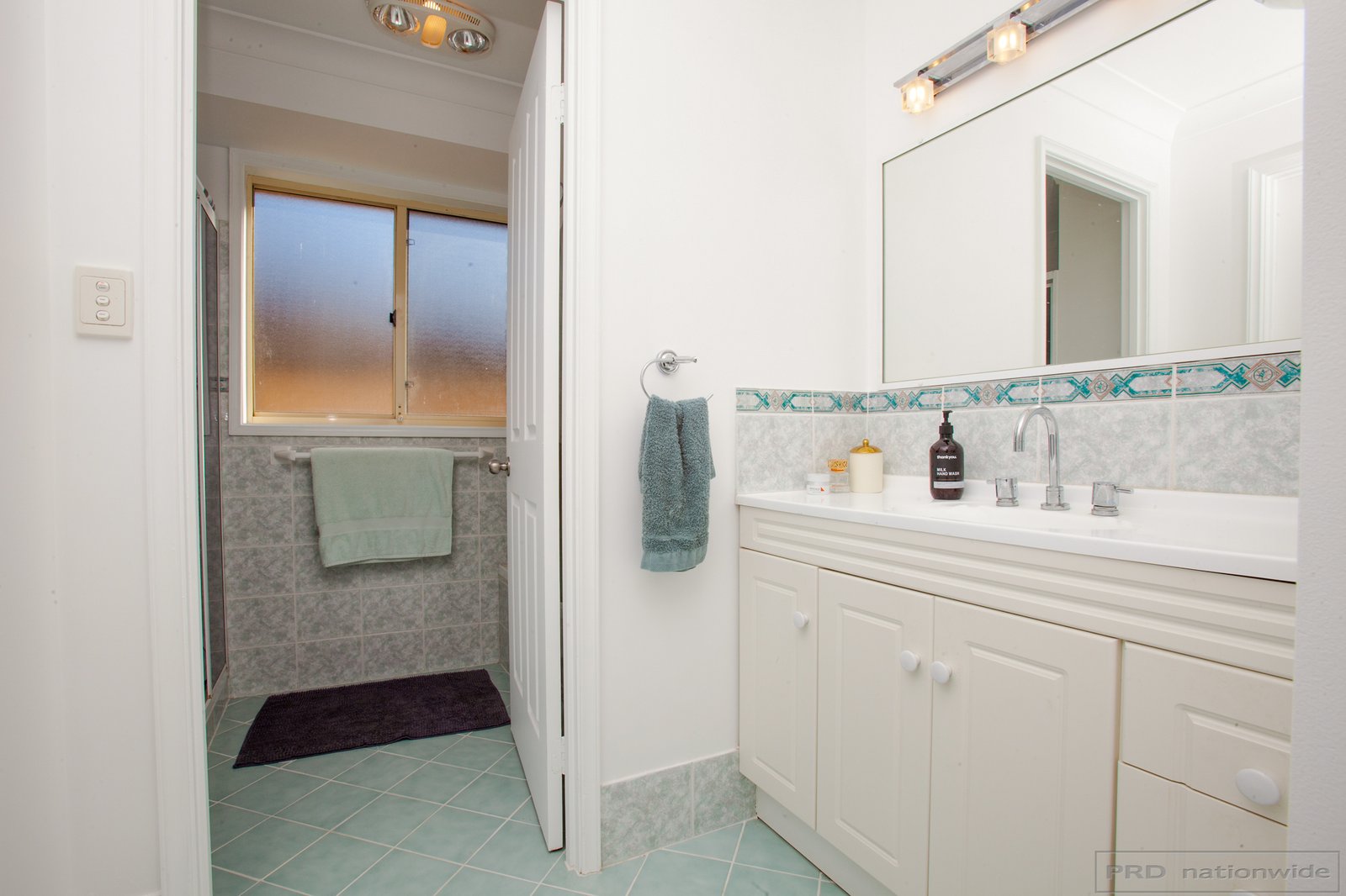 39 Denton Park Drive RUTHERFORD 17