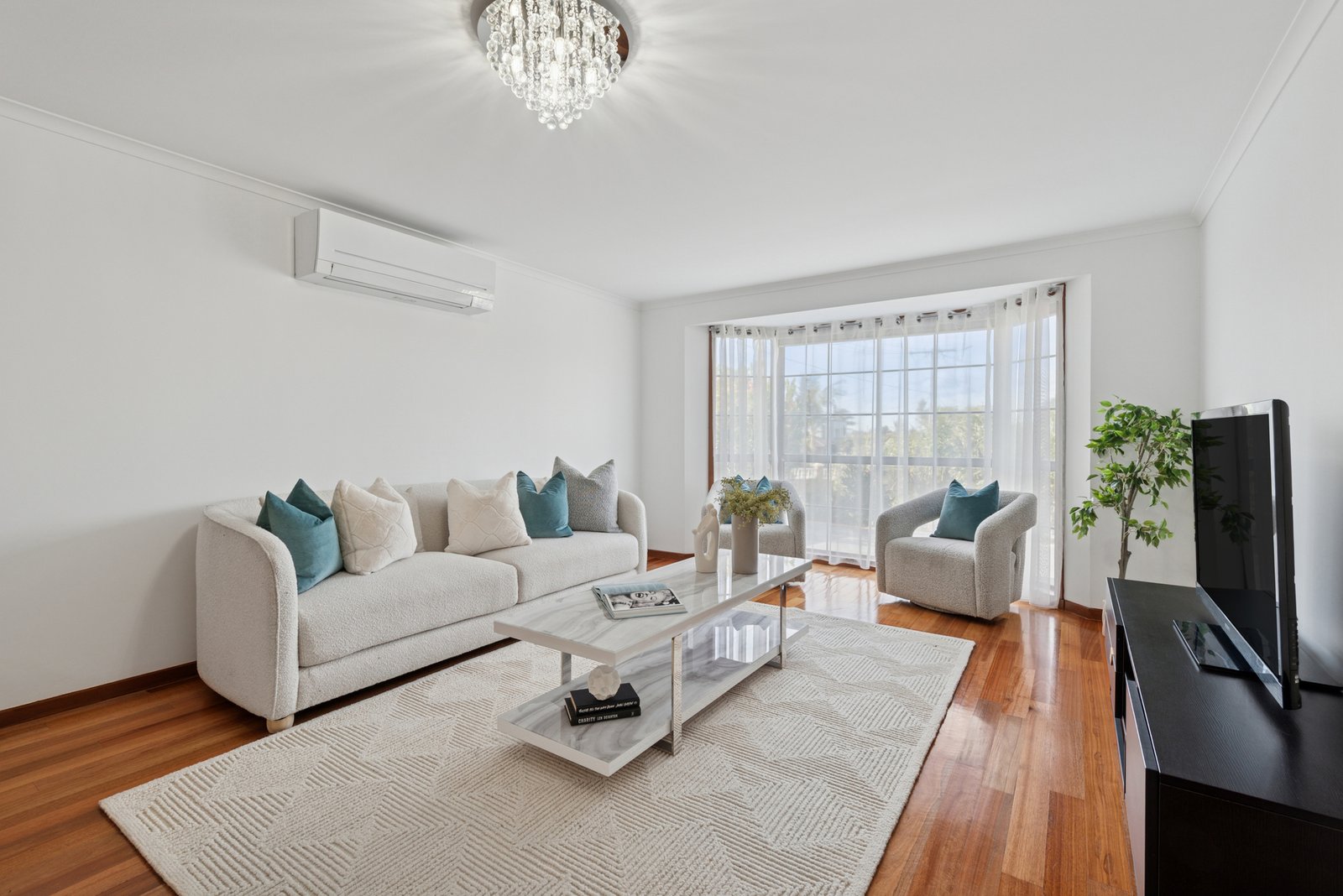 Gallery: 39 Dowling Road