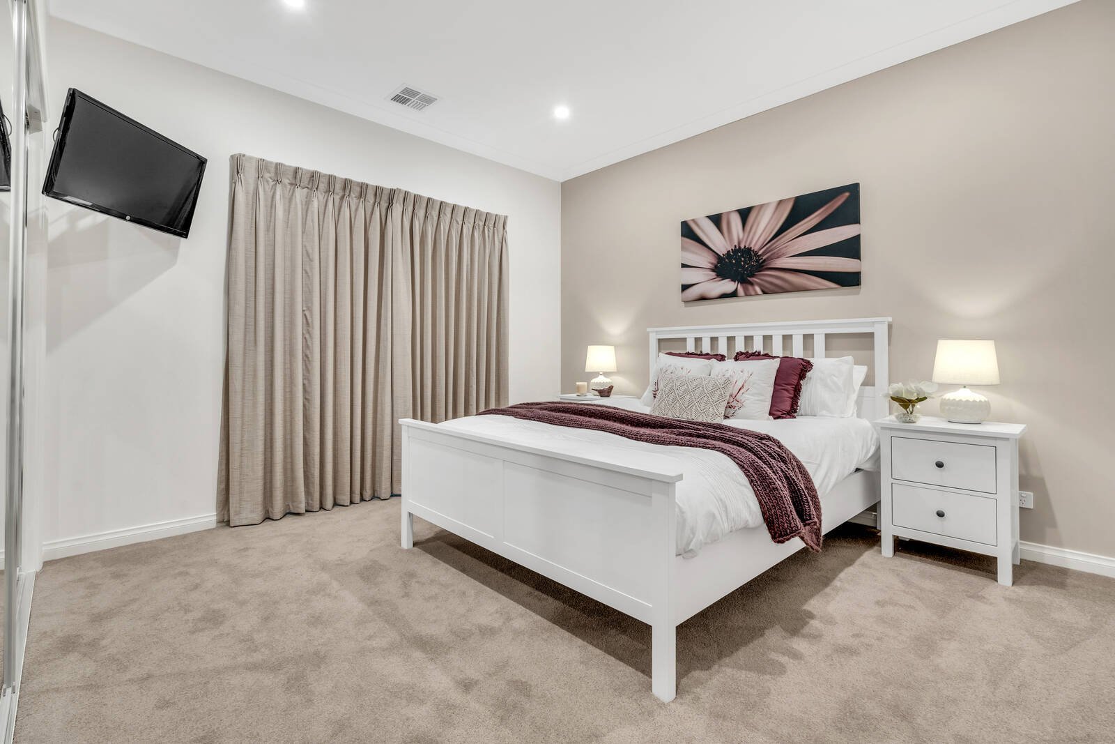 Real Estate and Property in 39 Dumbarton Way, Gisborne, VIC