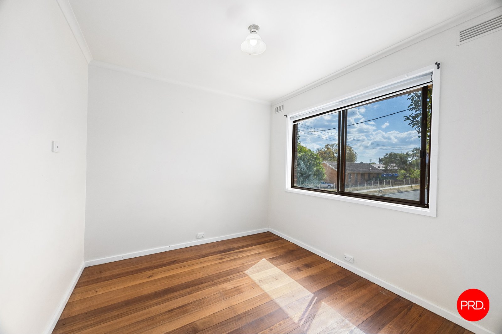 39 Energetic Street LONG GULLY 7