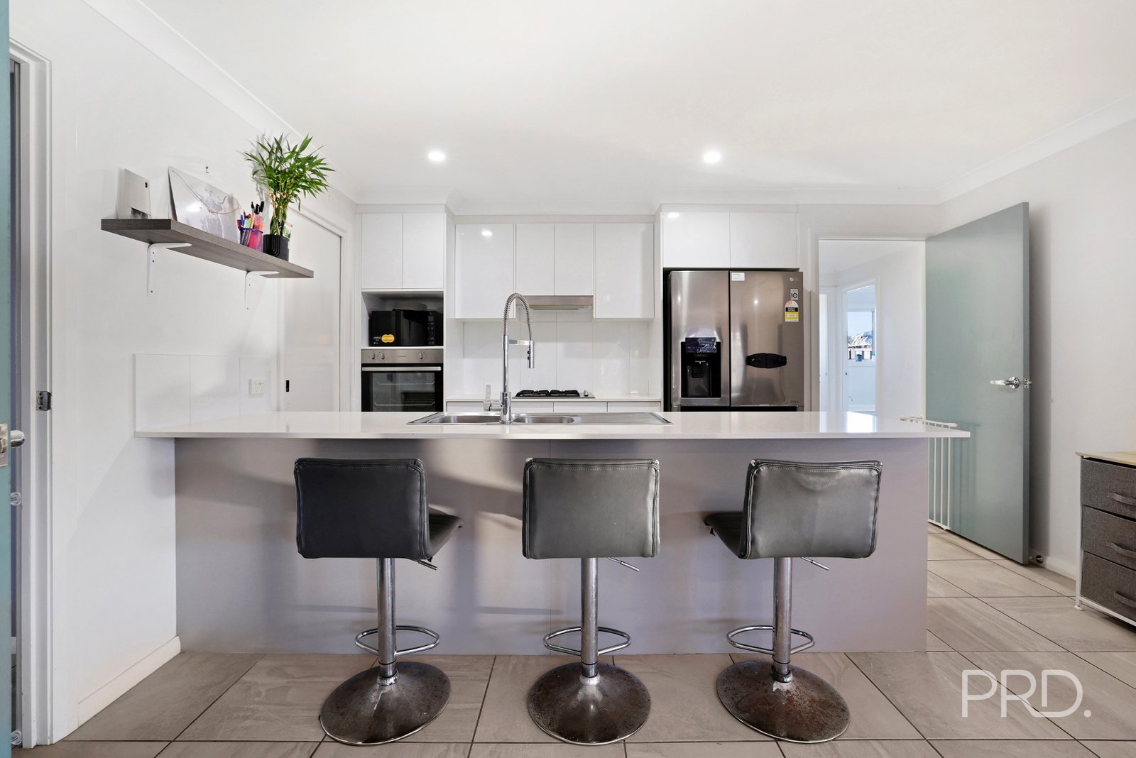 39 Evans Street TAMWORTH 9