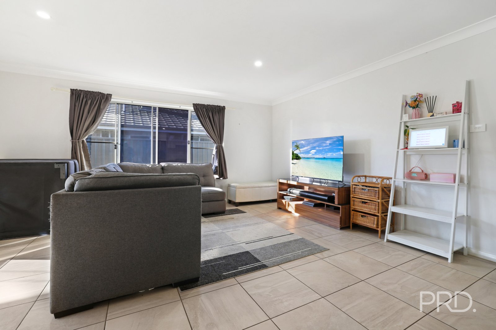 39 Evans Street TAMWORTH 12