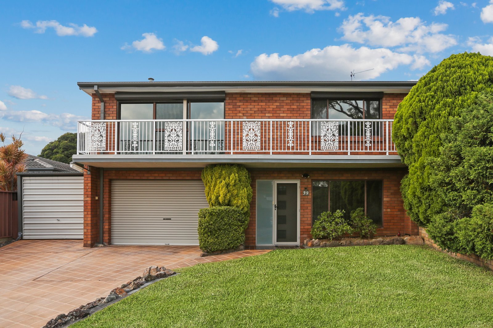 39 Exmouth Road KANAHOOKA 1