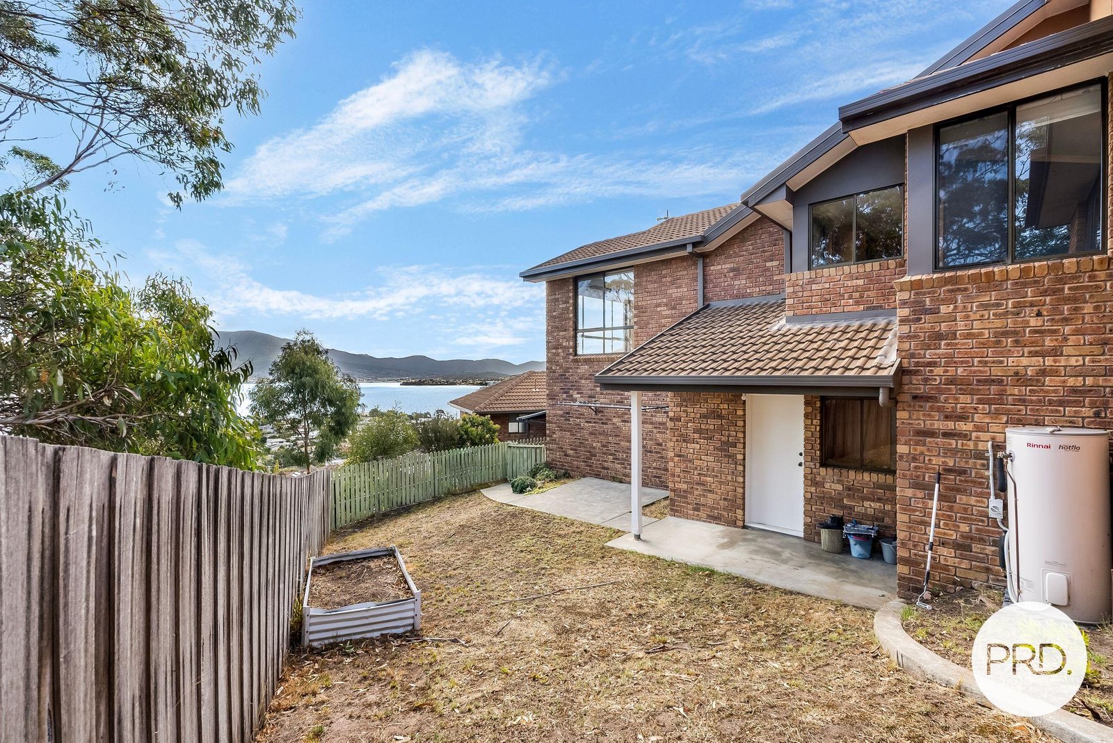 3/9 Eyrie Close HOWRAH 10