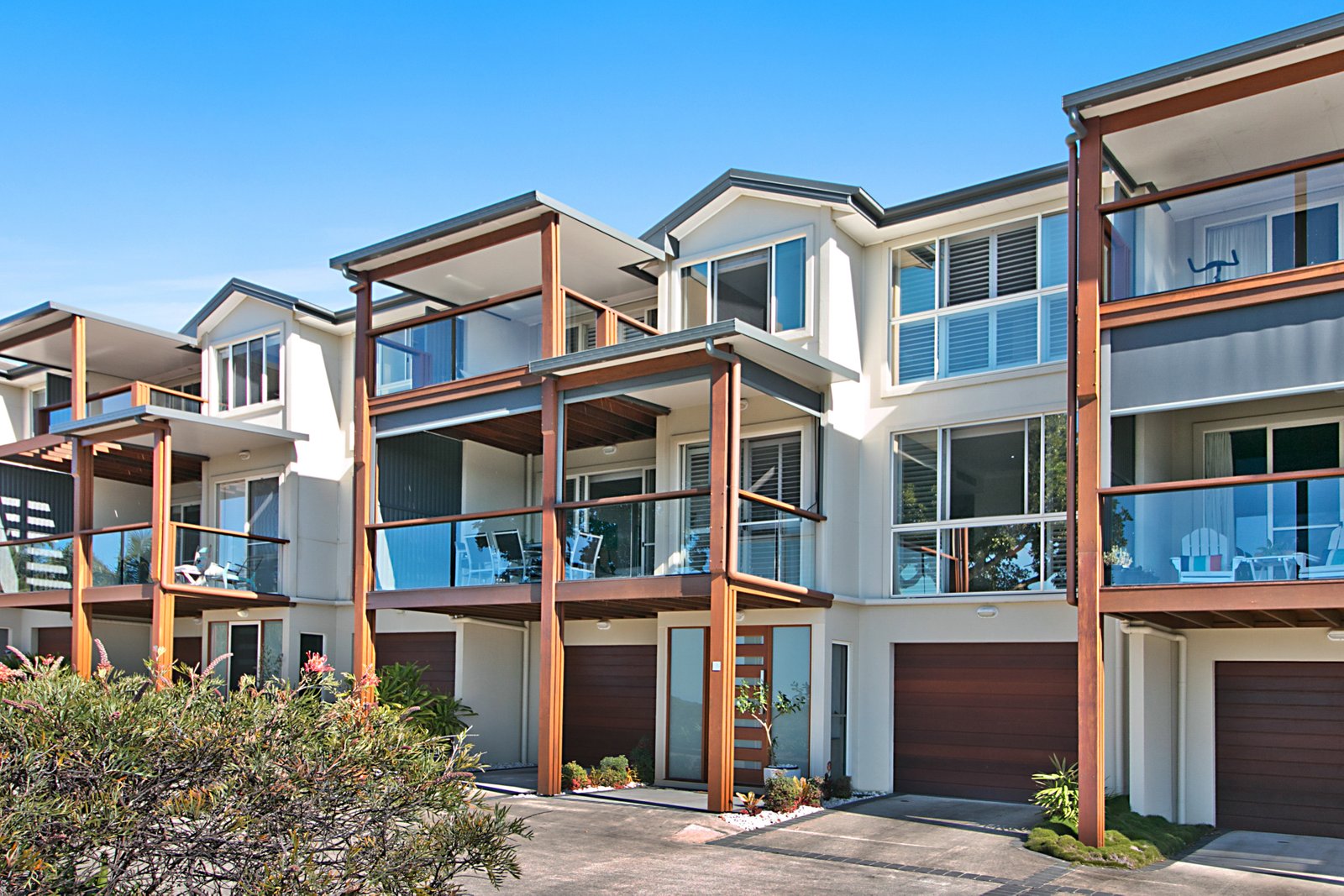 3/9 Fairway Drive BANORA POINT 17