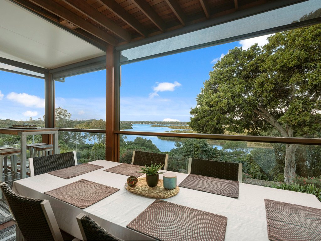 3/9 Fairway Drive BANORA POINT 2