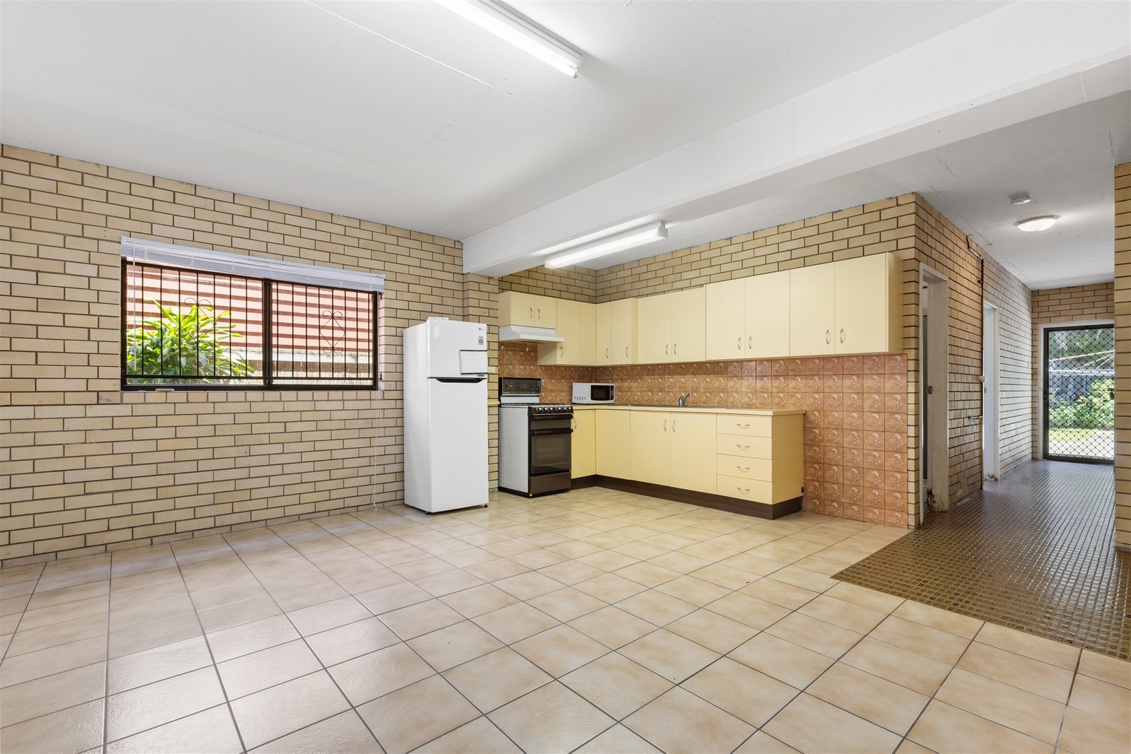 39 Felix Street LUTWYCHE 14