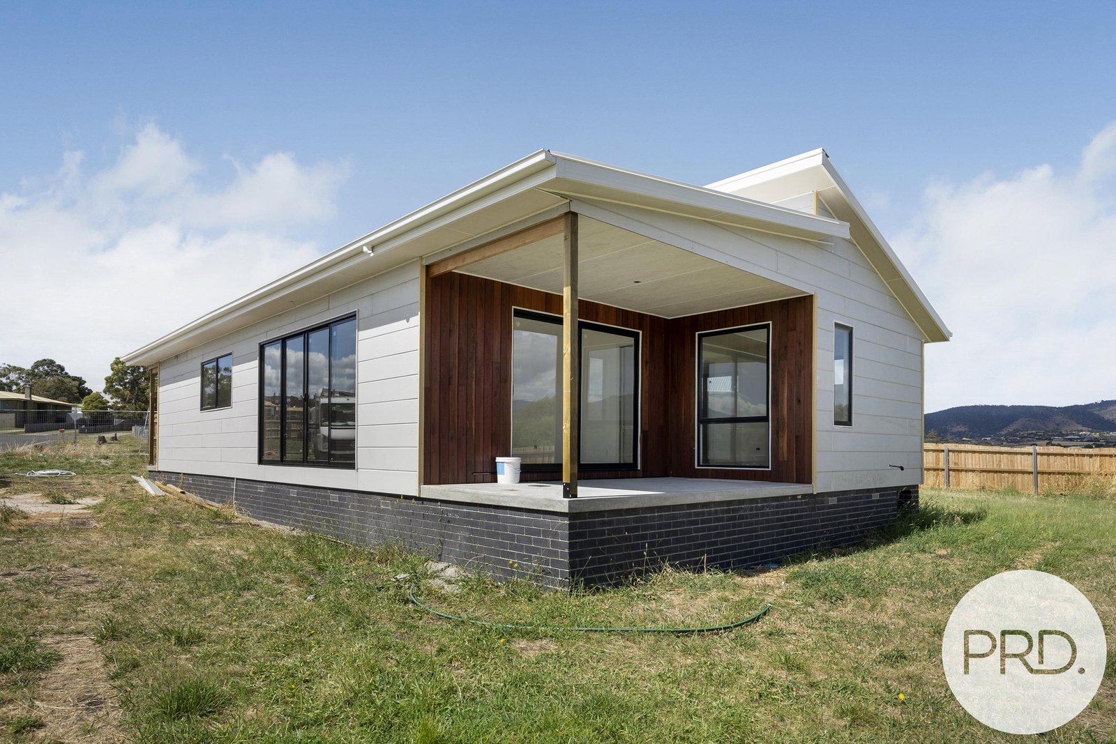 39 Fisher Drive HERDSMANS COVE 17