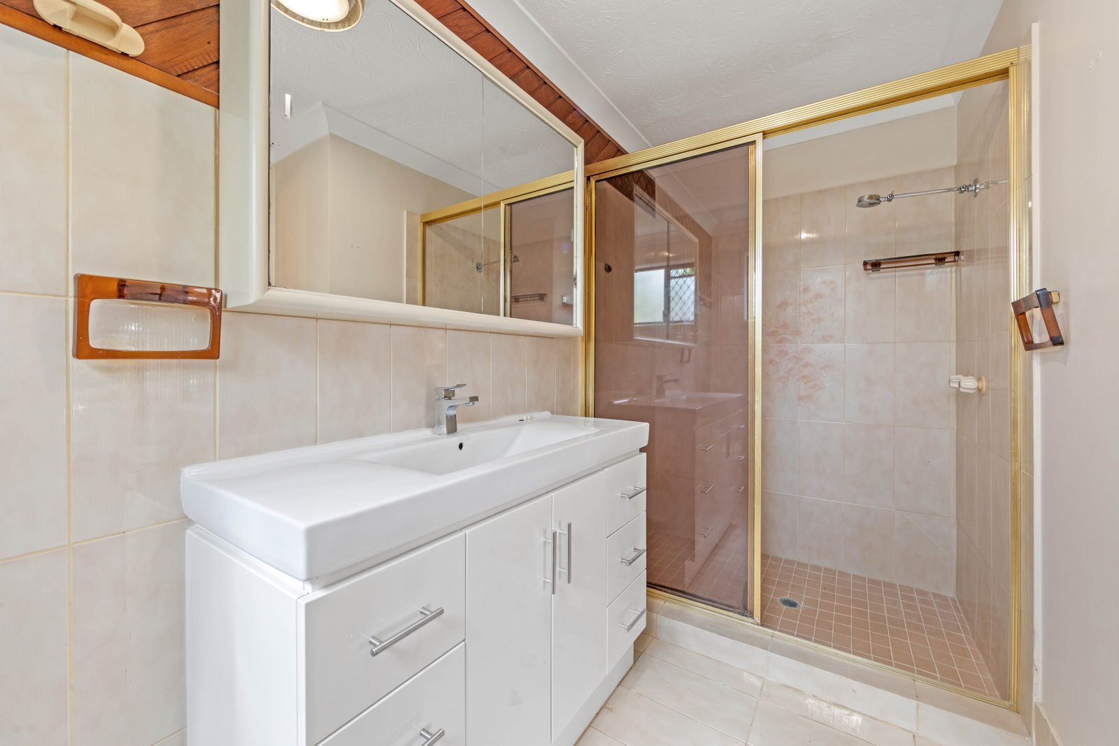 39 Fitzwillam St CARRARA 9