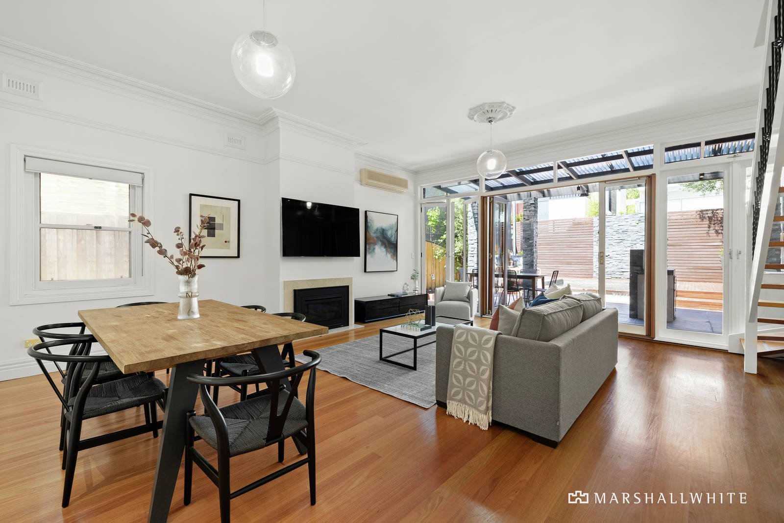 39 Foam Street, Elwood, VIC