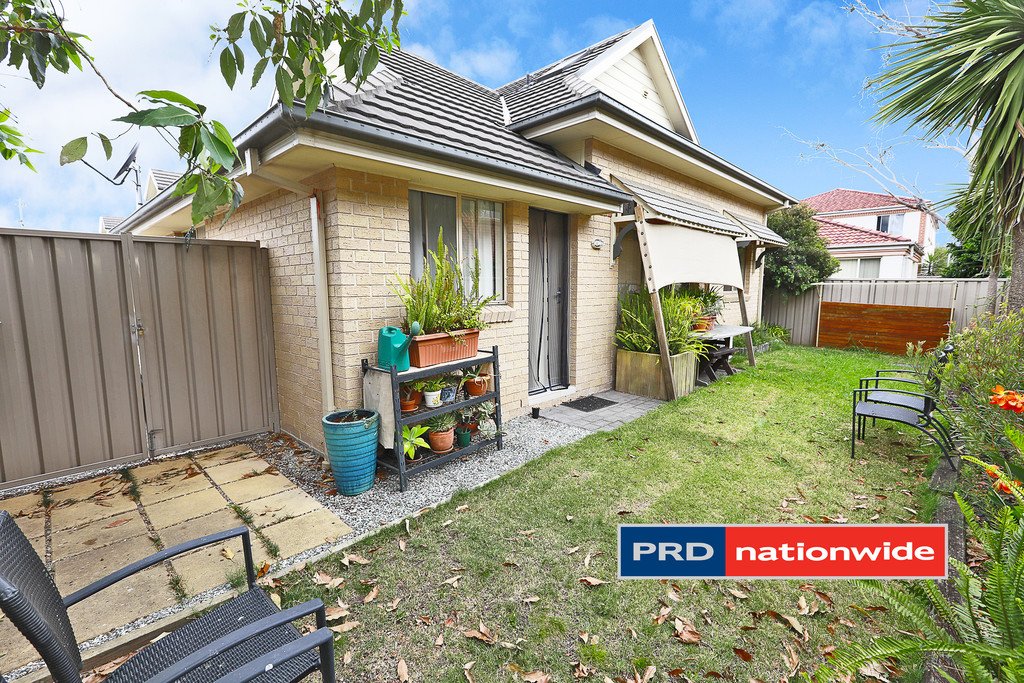 3/9 French Street KINGSWOOD 8