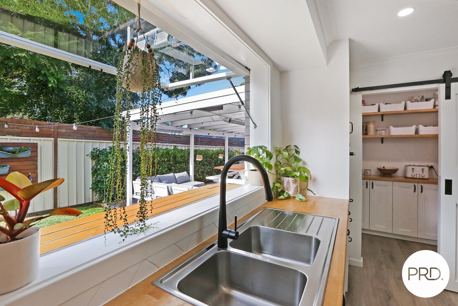 39 Goolagong Street AVONDALE 4