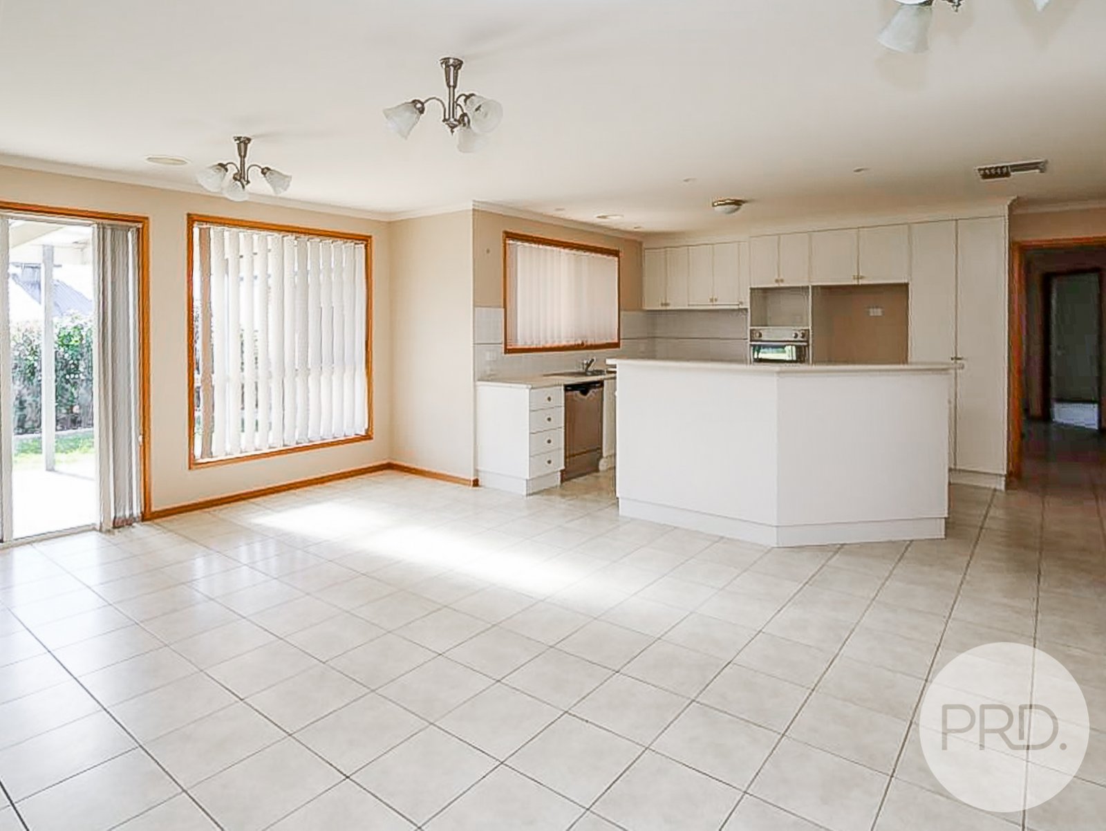 39 Gunn Drive ESTELLA 4