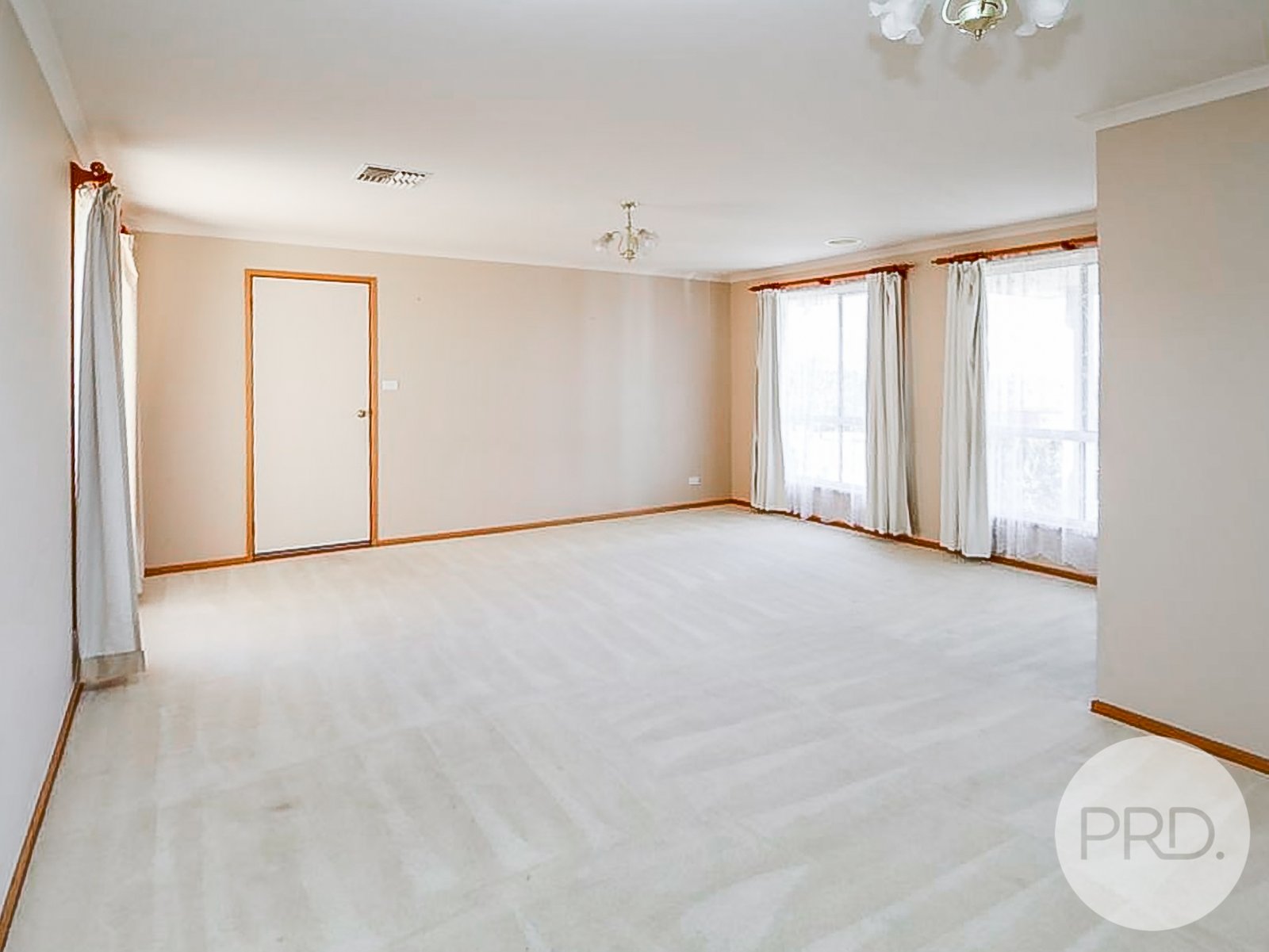 39 Gunn Drive ESTELLA 5