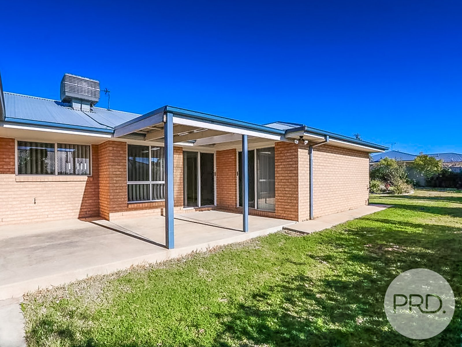 39 Gunn Drive ESTELLA 9