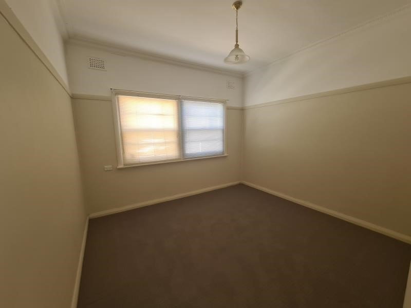 39 Hercules Street TAMWORTH 7