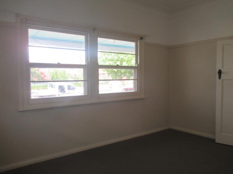 39 Hercules Street TAMWORTH 3