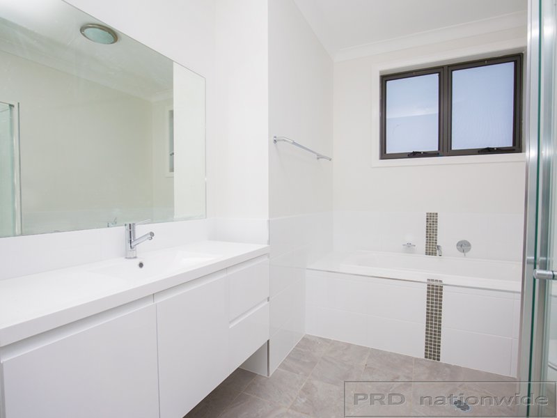 39 Heritage Drive CHISHOLM 8