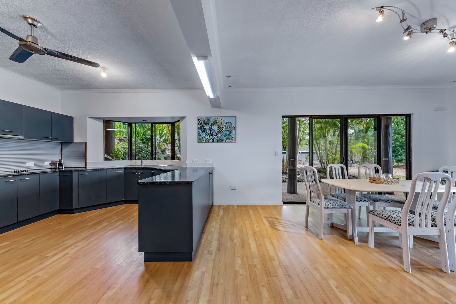 39 Hibiscus Road CANNON VALLEY 16