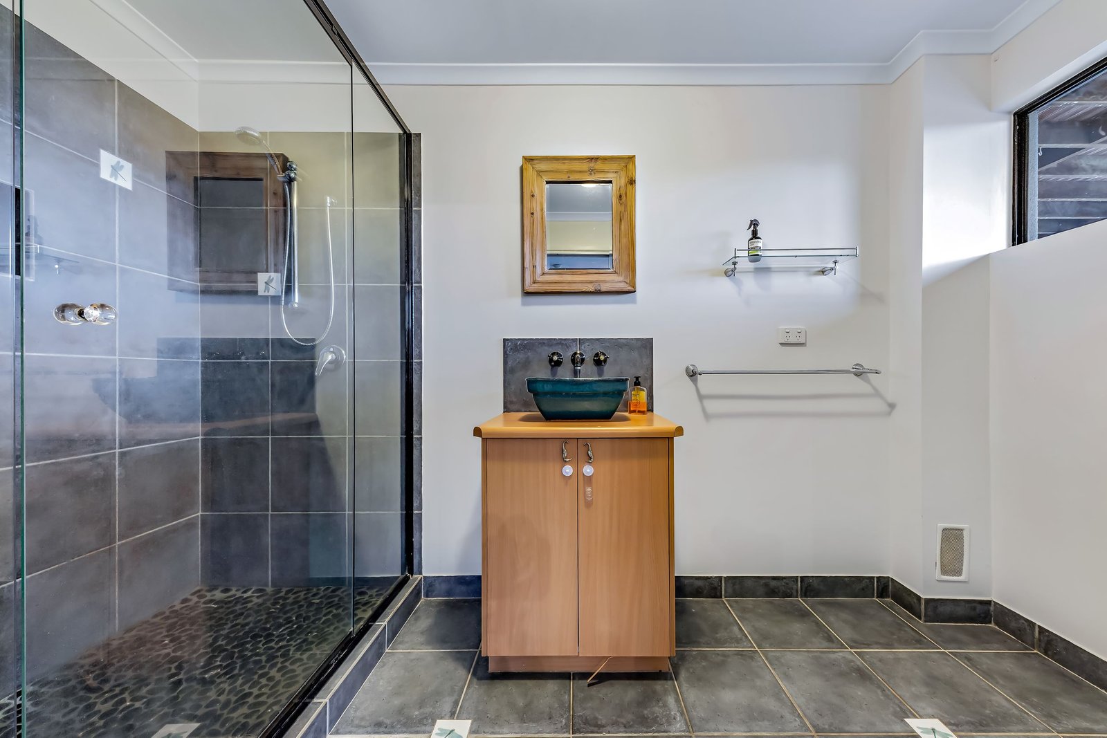 39 Hibiscus Road CANNON VALLEY 18