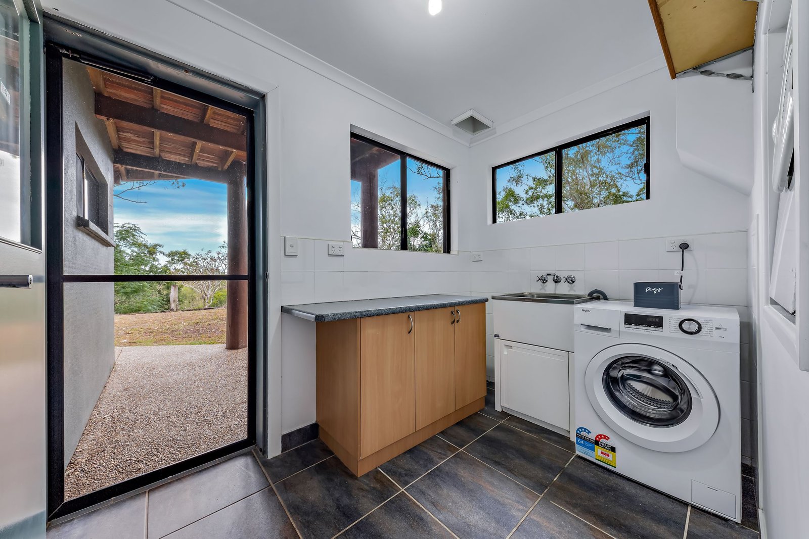 39 Hibiscus Road CANNON VALLEY 22