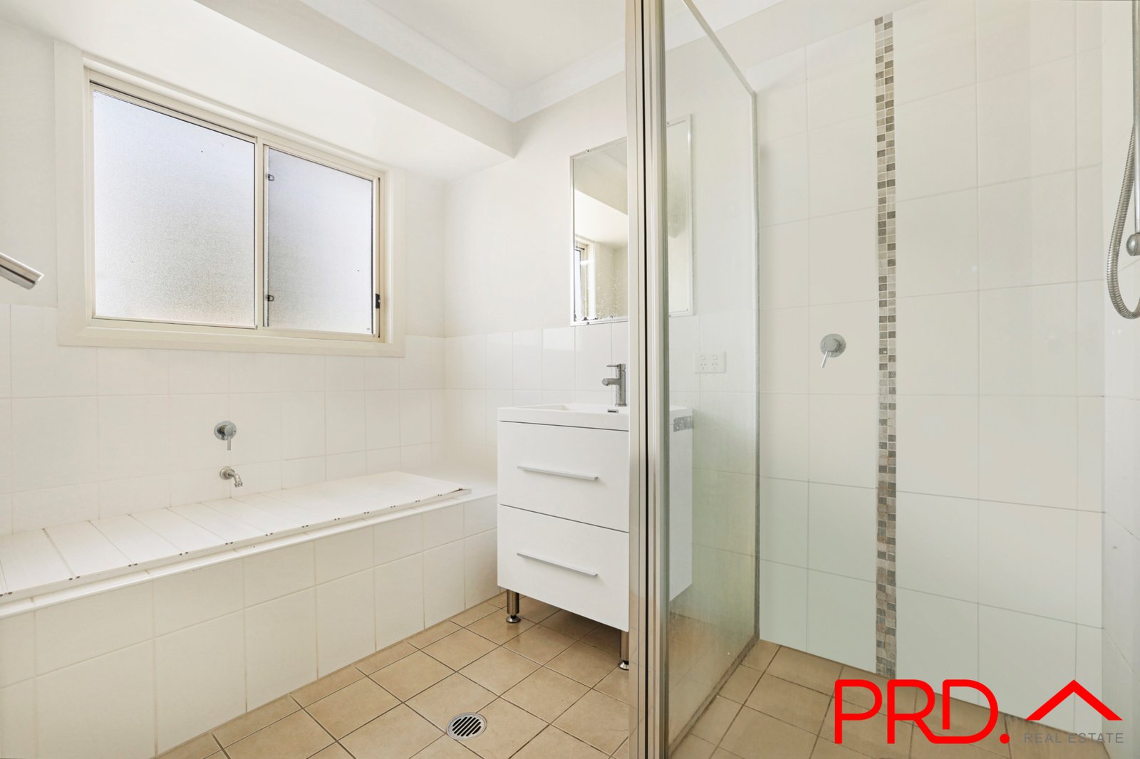 39 Higgins Lane TAMWORTH 12