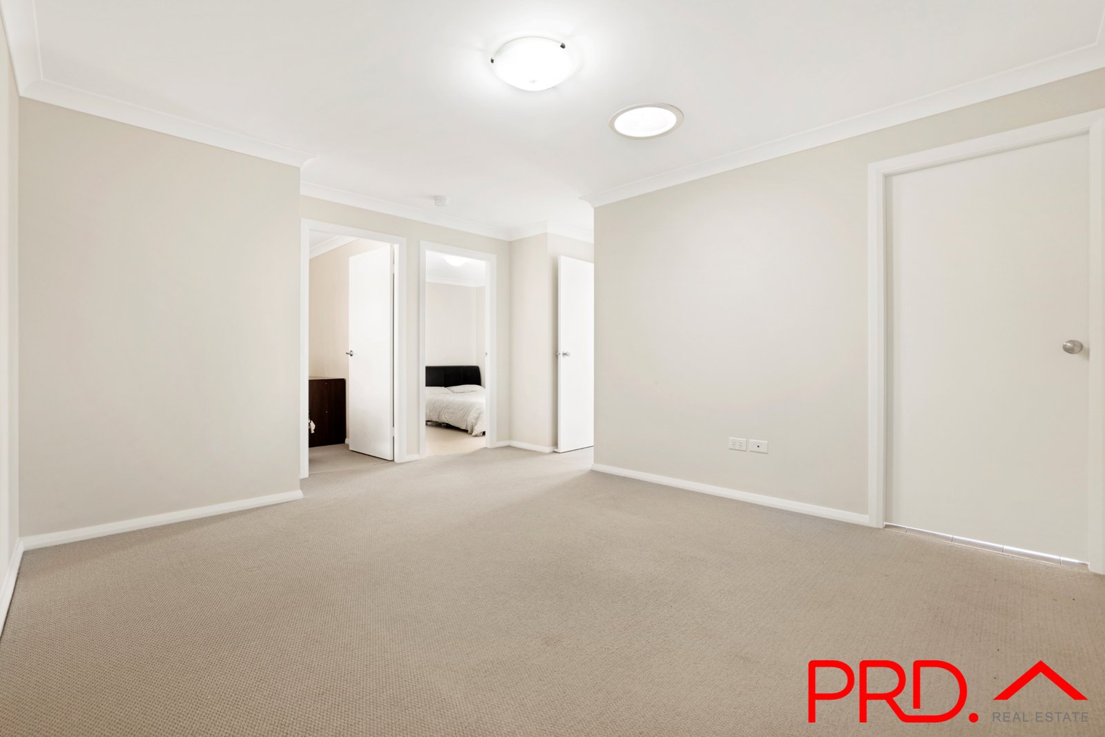 39 Higgins Lane TAMWORTH 15