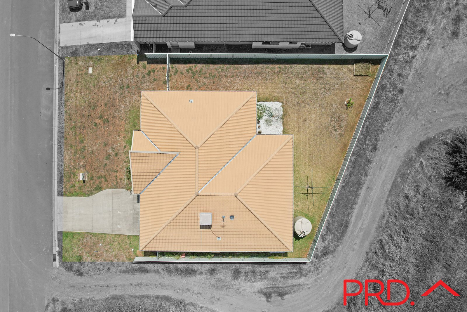 39 Higgins Lane TAMWORTH 19