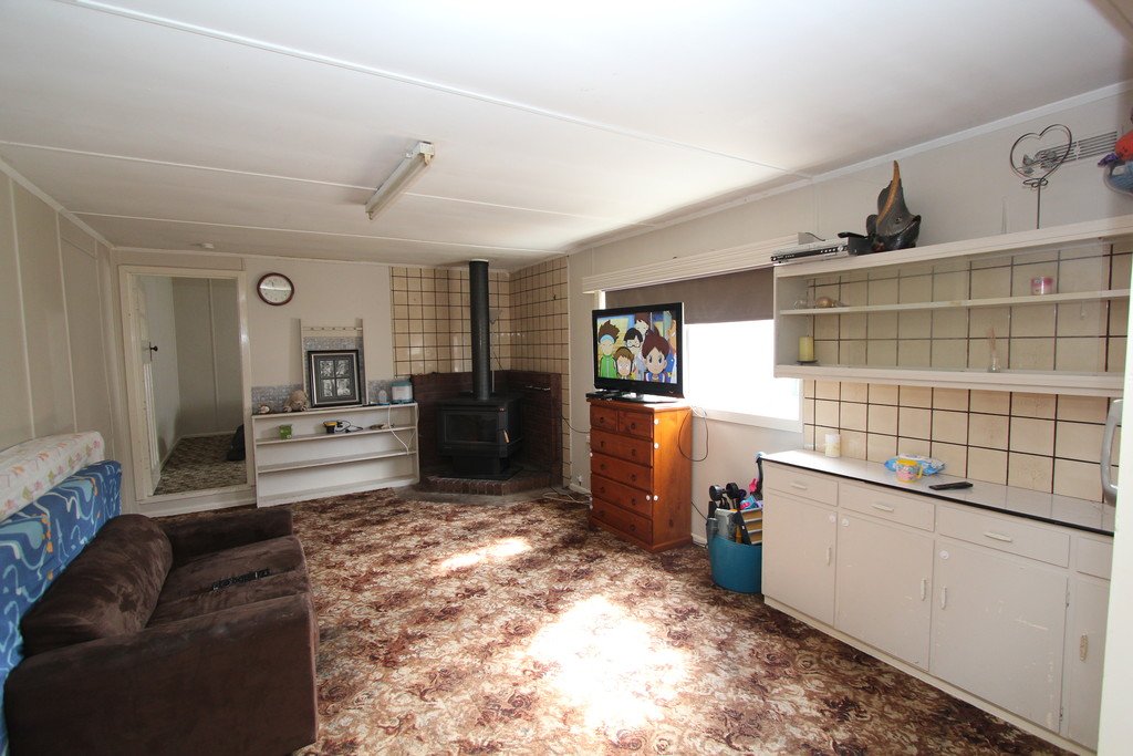 39 High Street BEAUFORT 10