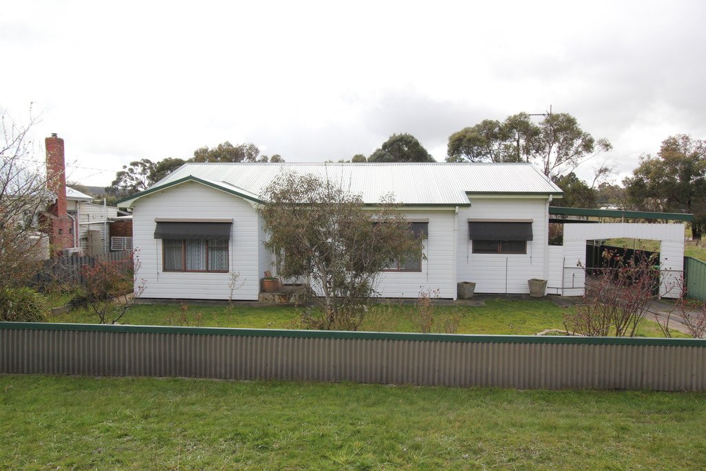 39 High Street BEAUFORT 14
