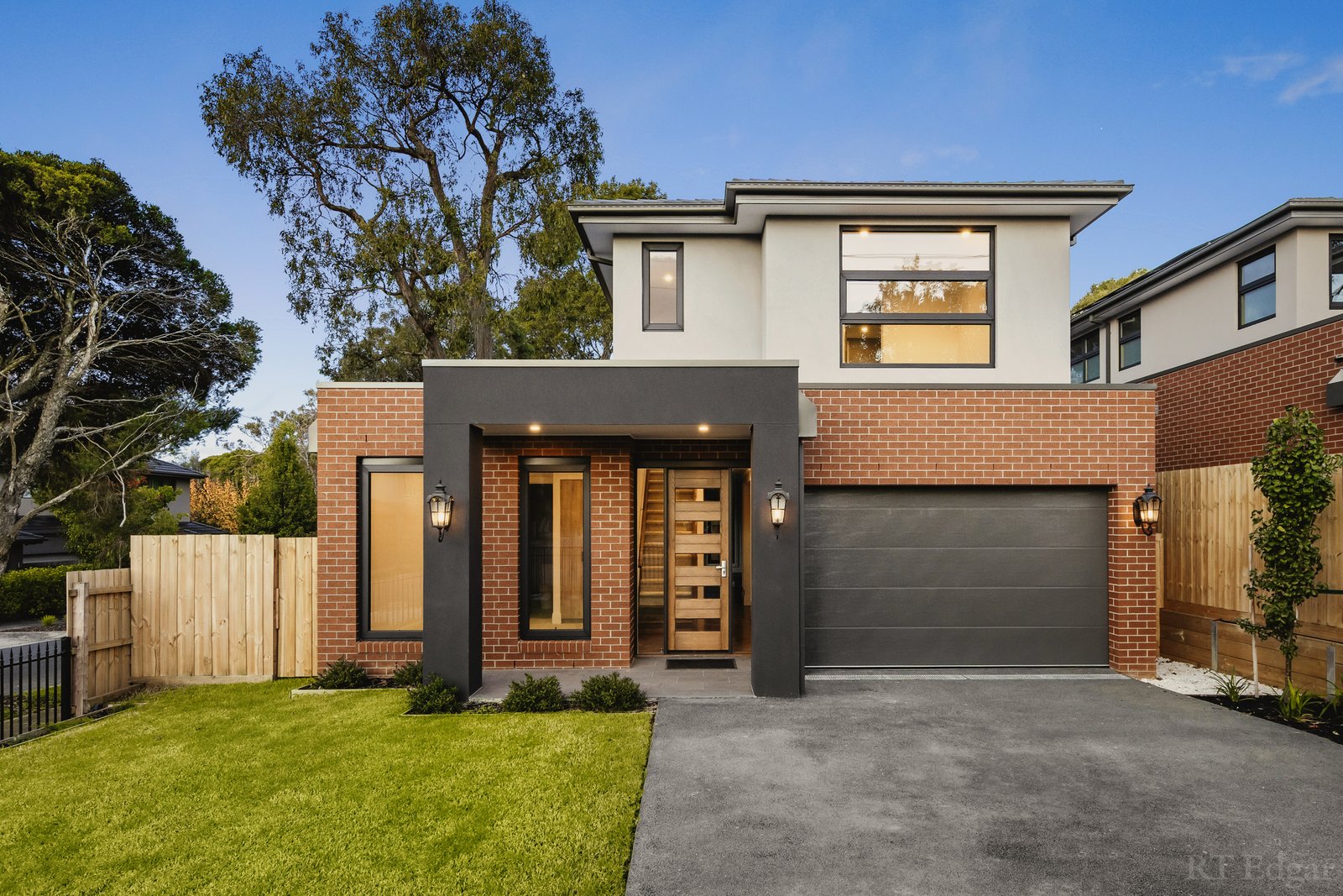Real Estate and Property in 39 Holland Road, Blackburn South, VIC