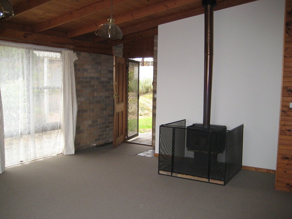 39 Honolulu Street MIDWAY POINT 4