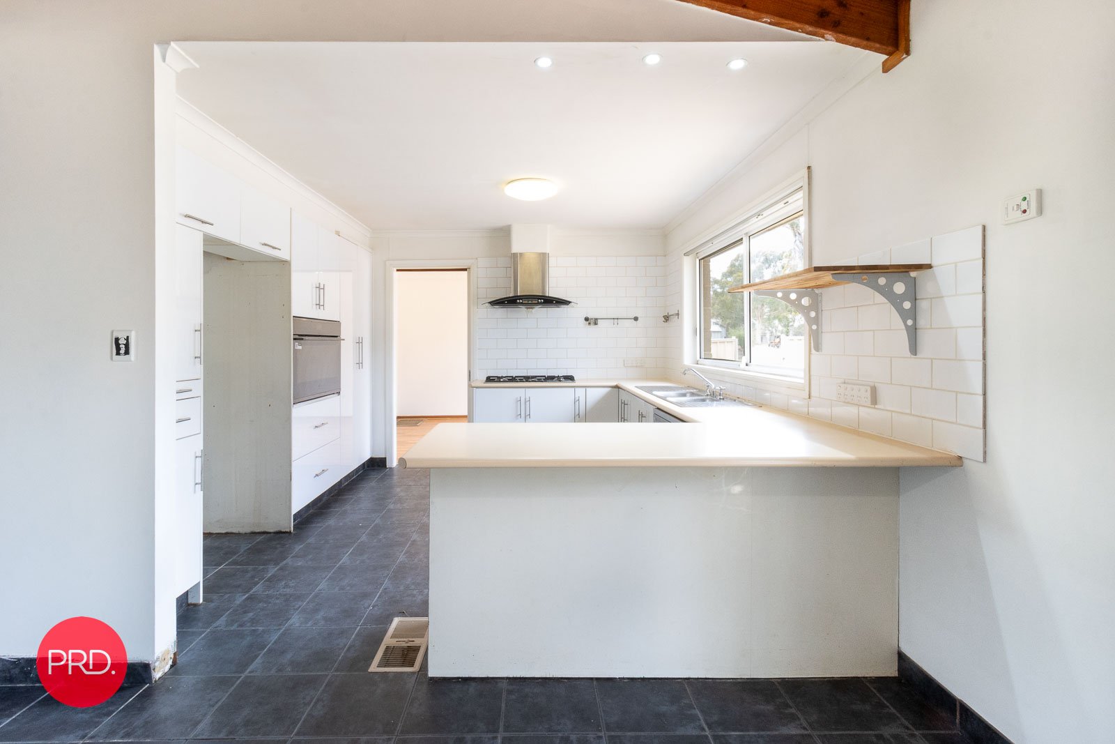 39 Jamaleopa Road MANAR 4