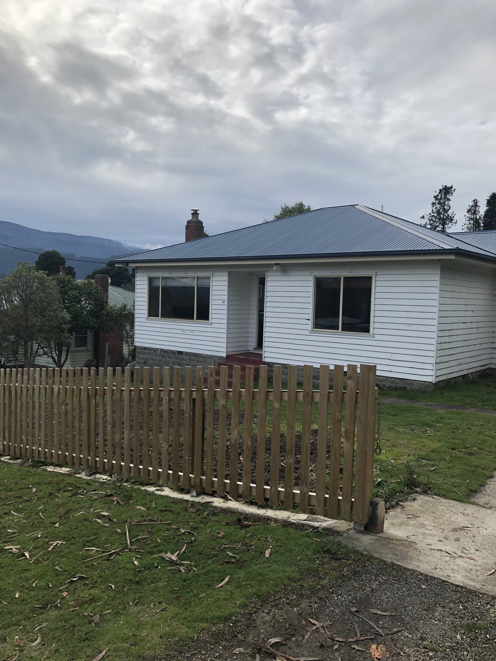 39 Junee Road MAYDENA 1