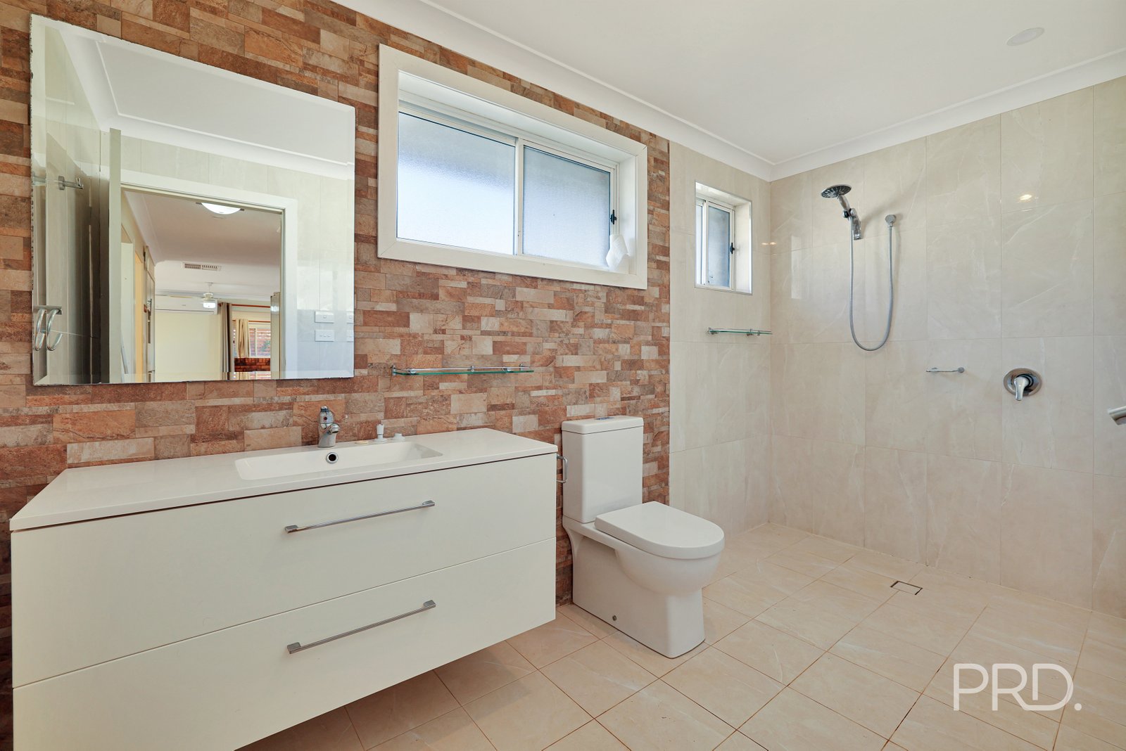 39 Kanangra Road MANILLA 12